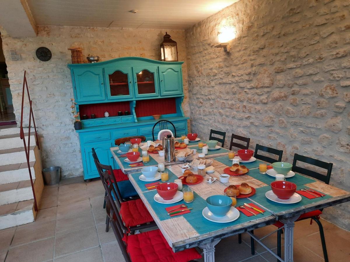 Le Clos Des Chenes Lagarde-Pareol Exterior photo